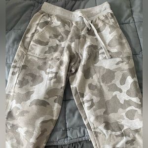 Medium gray camo sweatpants